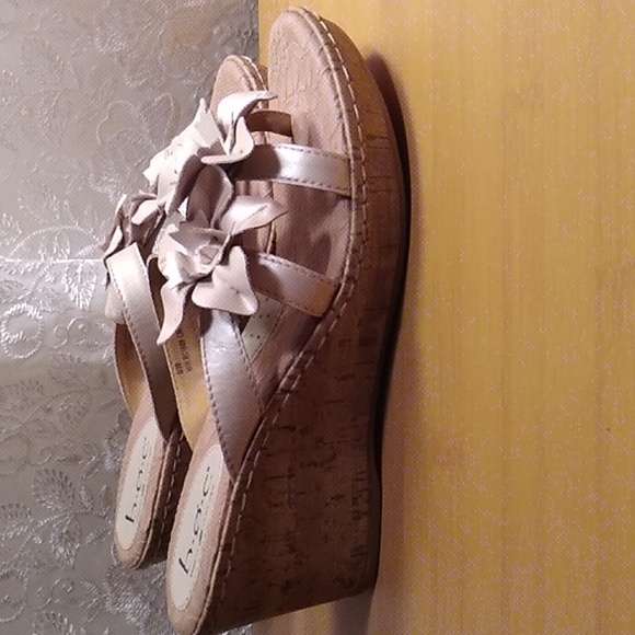 BORN b.o.c Concept Jamaica Slides White/Clay Cork Wedge Thong  Sandals size 8 M - Picture 10 of 16